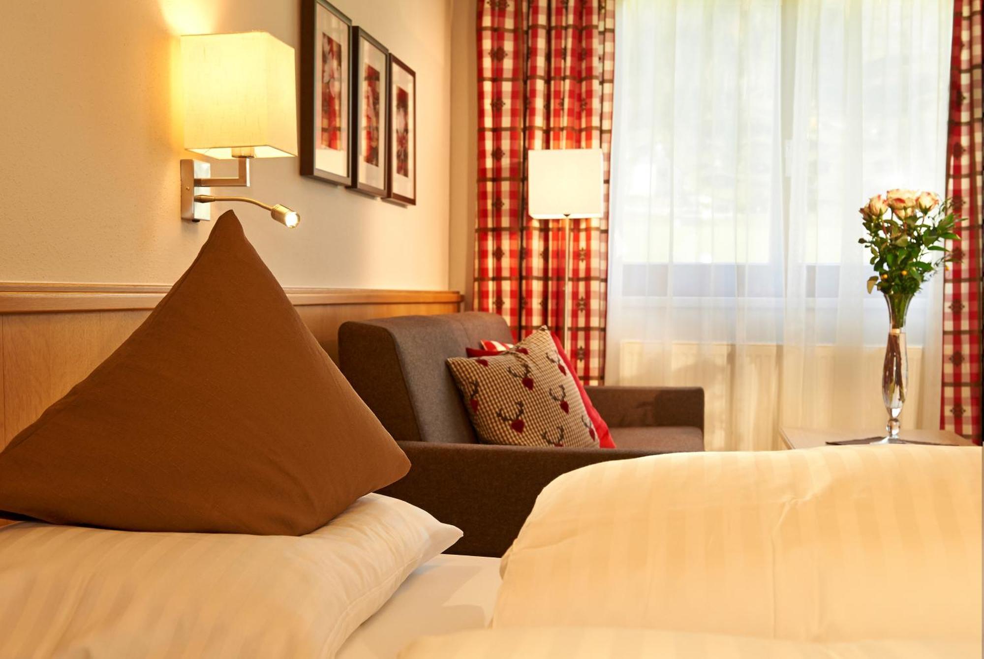 Hotel Waidmannsheil Flachau Zimmer foto