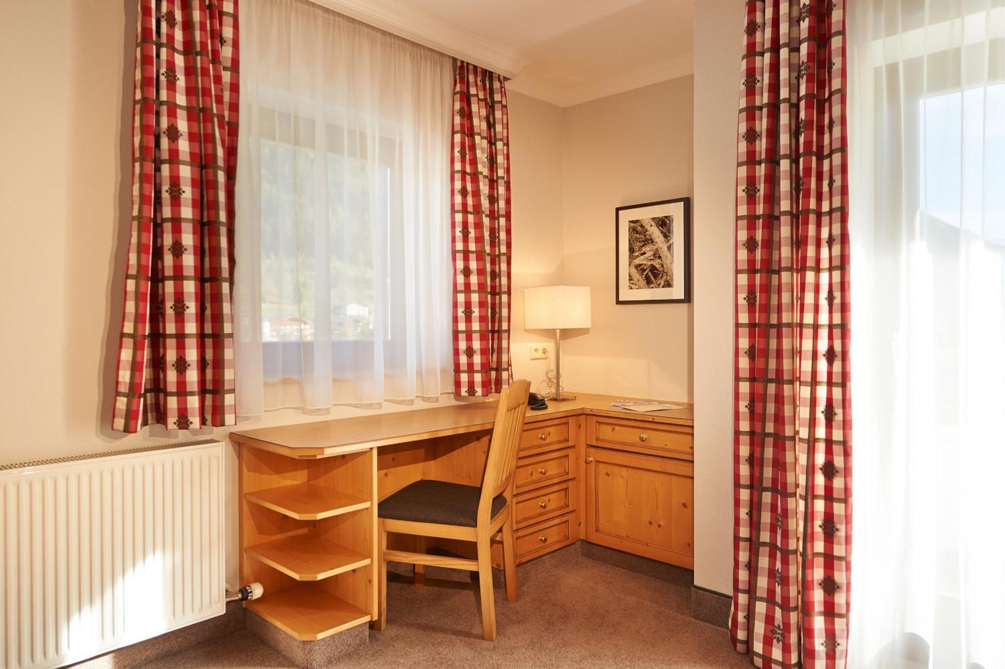 Hotel Waidmannsheil Flachau Zimmer foto